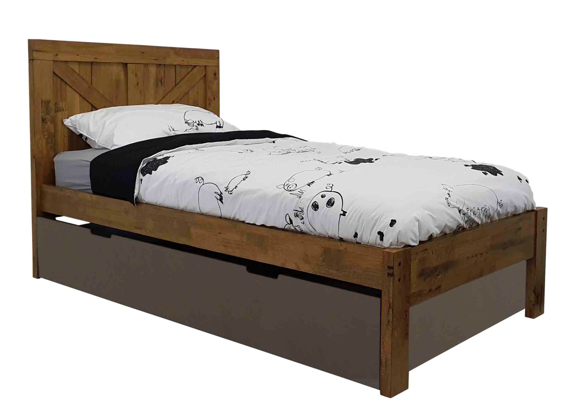 Jayden bed