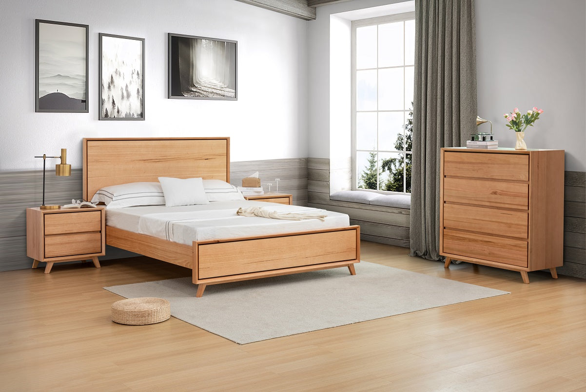 Kenwick bedside