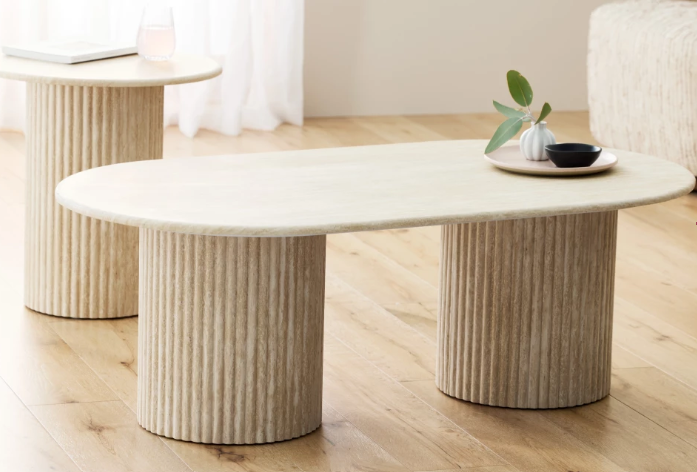 Peigi coffee table
