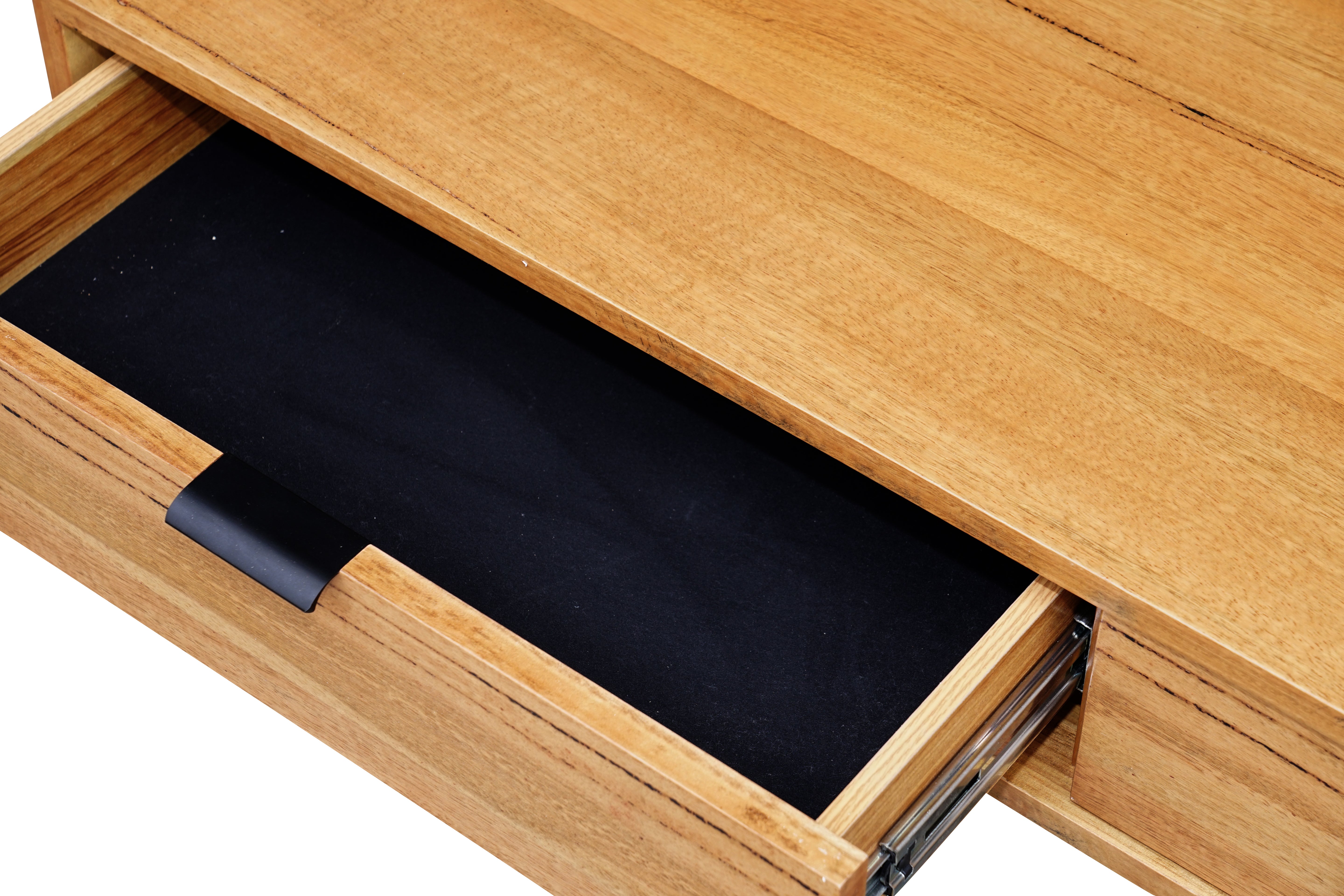Airlie coffee table