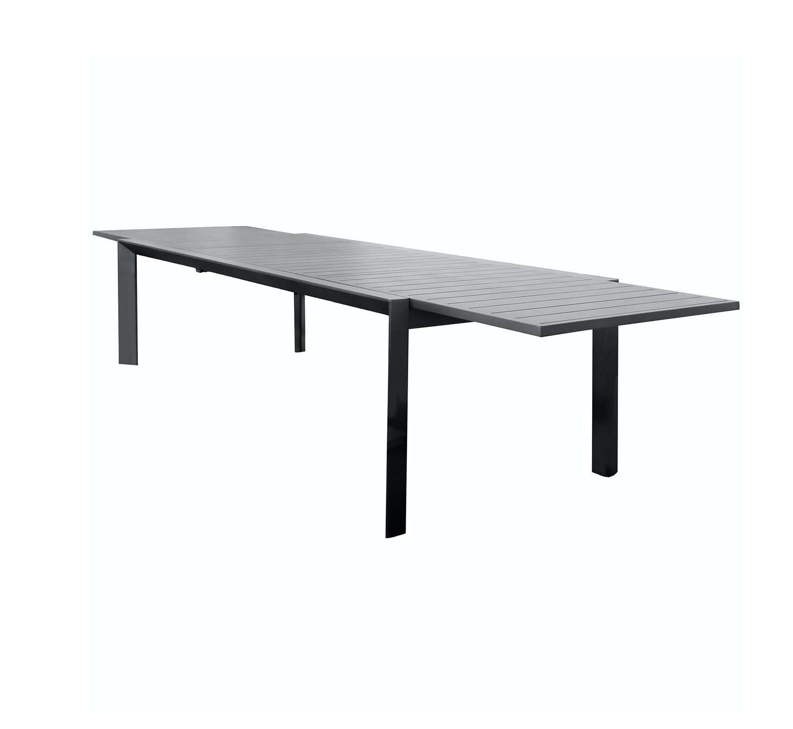 Icarus outdoor extendable table