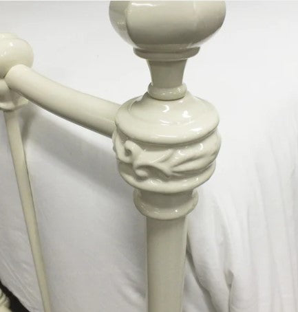 Clare Queen bed