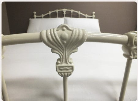 Clare Double bed