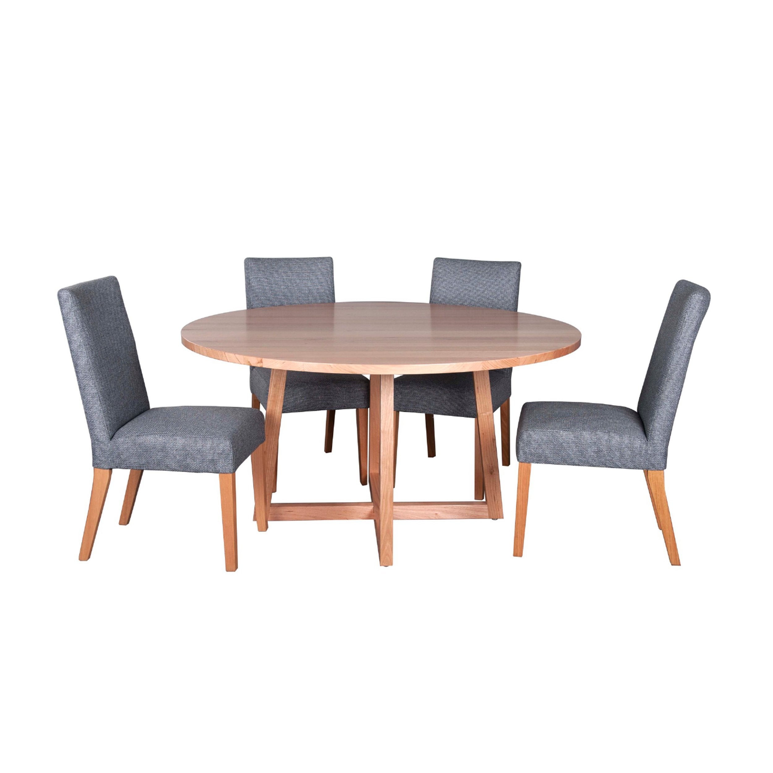 Nova 1500 dining table