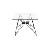 Novo dining table